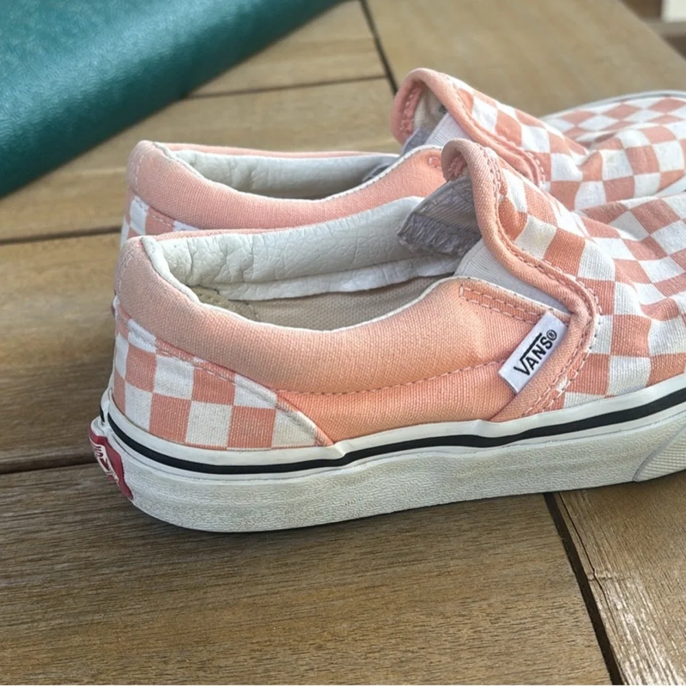 Vans Kids Slip-On Checkerboard Sneakers - Peach & White